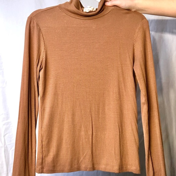Light brown lined long sleeve - Picture 3 of 3